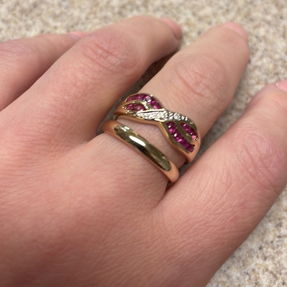 ✨SOLD ✨14k Solid Yellow Gold Stacker / Minimalist Band - Picture 11 of 17